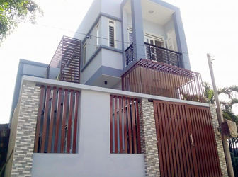 Nhà 100m2, Sổ Riêng, 630 Triệu, Mặt Tiền Phan Văn Hớn