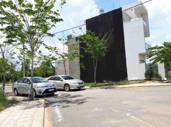 Bán Gấp Đất Sổ Hồng 51m2 Đường Lò Lu. Quận 9. 0989988099