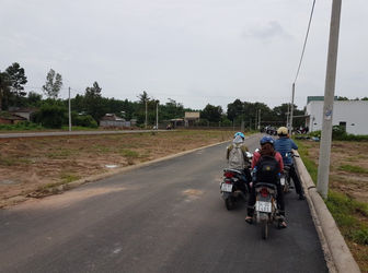 Bán Đất Mặt Tiền Đường 60m, Sổ Đỏ Thổ Cư 100% Bao Sang Tên LH 0938.744.772