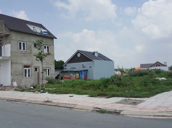 Tin Vui Cho Người Thu Nhập Thấp - 400tr/Nền