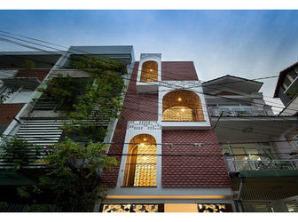 Xuất Ngoại Bán Nhà HXH Sư Vạn Hạnh,Nhà 5 Tầng,DT 4.4*16m,Giá Bán 8.9 Tỷ