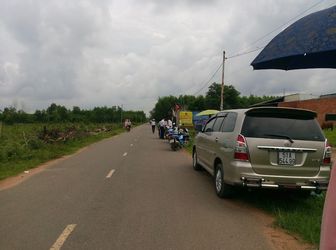 Cần Chuyển Nhượng Đất Nền Sổ Đỏ Long Phước, Long Thành, Mặt Tiền Đường 16m, Giá 400tr/Nền