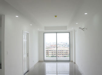 Bán Căn Hộ Mặt Tiền Đường Âu Cơ Chỉ Với 1.8 Tỷ Nhận Nhà Ngay LH: 0906673967