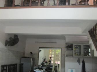 Bán Gấp  Nhà Ngõ 26 Nguyên Hồng, Dt 50m2, 4 Tầng, Mặt Tiền 4m, Ngõ 8m, 9 Tỷ.