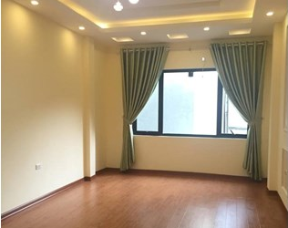 Bán Nhà 5 Tầng Gần Hồ Đống Đa, Ô Tô Đỗ Gần, Chỉ 4,2 Tỷ