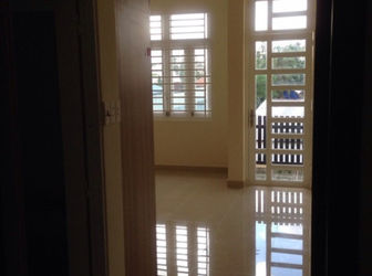 Nhà 1 Trệt 1 Lầu Đang Cho Thuê 8-12tr/ Tháng Gần Đại Học Thủ Dầu Một