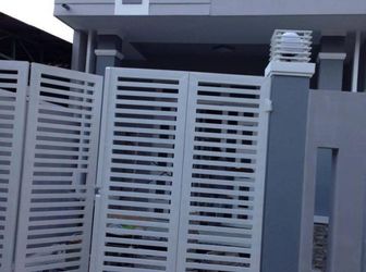 Bán Nhà Ngã Tư , Giá 1 Tỷ 250 Triệu , Sổ Hồng Riêng , Bao Sang Tên , Hỗ Trợ Vay Vốn.