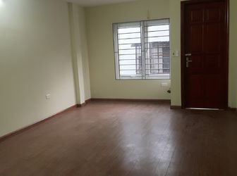 Bán Nhà Trương Định (Ngõ 521), 32m2 X 5 Tầng, Ô Tô Vào Nhà, Giá Chỉ 3.5 Tỷ.