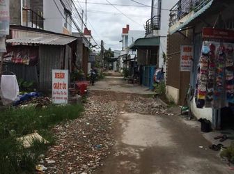 Cần Bán Nhà Sau Đa Khoa Đường Thông Hồ Búng Sáng 4,5x12 Thưc Tế 14 Thổ Cư 100%