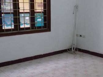   Bán Nhà 4 Tầng, Diện Tích 27m2 ,Mặt Tiền 3,4m , Khu Thịnh Quang .Gía 2,75 Tỷ 