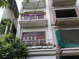 Siêu Hit Nhà Phố Nguyễn Thị Định 50m 5t Mt 4m 9 Tỷ Kd Trung Tâm Nhật - Hàn