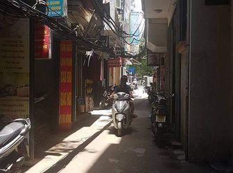  Bán Nhà Riêng Kinh Doanh Sầm Uất Phố Ngọc Khánh 25m, 5 Tầng, 2.5 Tỷ. 