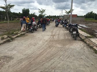 *** Tin Nóng >>> Bán Gấp 2 Lô Đất Đường Tỉnh Lộ 10 Cách Cầu Xáng 2km Giá 220tr/ Nền. Liên Hệ: 0906.