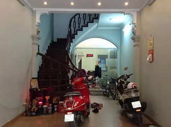 Nhà Phố Đào Tấn, 42m2 X 4T, 6.9 Tỷ. Ôto Vào Nhà, Văn Phòng, Spa.