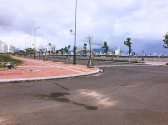 Cần Bán Đất Vip Đường 2 Tháng 9 Đối Diện Tòa Nhà Petrolimex Hướng Tây - Thương Lượng - 0969.266.043