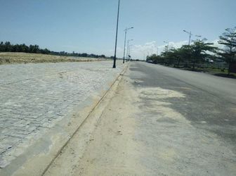 Bán Nhanh Lô Đất Đường 10M5 Trục Thông Fpt