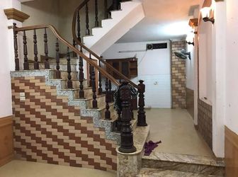 Nhà 40m2 X 5 Tầng, 2.85 Tỷ, Đường Láng, Mới ở Ngay.