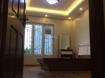 Chính Chủ Bán Nhà Đẹp Phố Cự Lộc 25m2 ,4 T Chỉ 1,7 Tỷ