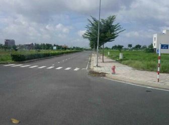 Thổ Cư 100%. Đất Trung Tâm Hành Chính. SHR. Bao Sang Tên. 120m/450 Triệu