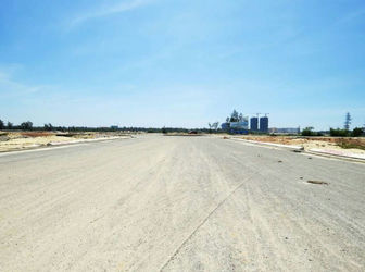 Bán 122.5m2, Đầy Đủ Các Tiện Ích Xung Quanh, Cạnh FPT City, Đối Diện Cocobay