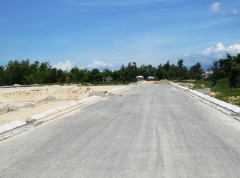 640 Triệu Lô Đất Sát Sông Cổ Cò Liền Kề Fpt City 0947831903