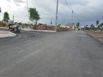 Bán Đất 3 Mặt Tiền Giáp Sông Ngay Chân Cầu Quận 9