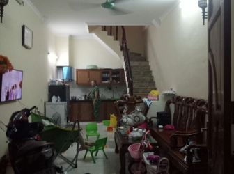 Bán Nhà Cực Mới Bên Cầu Trương Định 40M2, 3 Tỷ, Mt 6M.