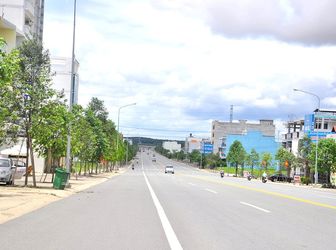 Sang Gấp 750 Triệu/360M2 Đất Thị Xã,Kề Tp.Thủ Dầu Một,Mặt Tiền Đường Nhựa 18M. 0901.430.755