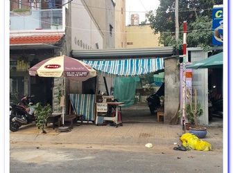 Mặt Tiền Nhà Nát Đường Lê Lâm-Dt:4,2X18M-Giá Tốt:5,2 Tỷ Tl