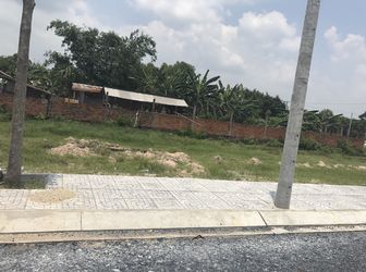 Bán Đất 2 Mặt Tiền Đường Tl 824 , Gần Cụm Công Nghệp Hoàng Gia , Sổ Hồng Riêng  Dt: 120m2