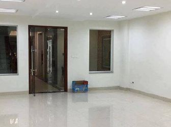 Chính Chủ Cho Thuê Văn Phòng 40M2 Cạnh Mặt Đường Hoàng Quốc Việt