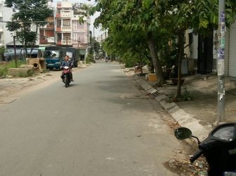 Đất 2 Mt Nguyễn Xí Nối Dài, Dt: 96m2, Giá Chỉ 47.5 Tr/m2, Kinh Doanh Cực Tốt, Lh Minh 091.898.44.38