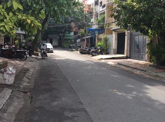 Tin Sốc: Nhà Cấp 4 Bán Tại Chu Văn An P26, 4X18=72M2, Hẻm 8M, Giá 6 Tỷ