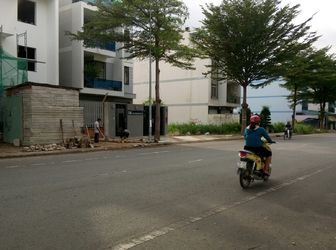 Đất Mặt Tiền Đs 6 ( Rộng 30M), Dt 7X27M, Giá Chỉ 25,5 Triệu/m2, Dân Đông, Lh Minh: 091.898.44.38