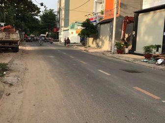 Nhà Mặt Tiền Kinh Doanh Kênh Nước Đen, Cách Chợ Tân Hương 600M, 4.5X12, 4 Lầu, Giá Rẻ