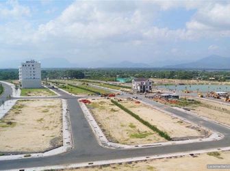 Bán 2 Lô Liền Kề Dt Gần 250m2 Đối Diện Cocobay Đà Nẵng Giá 580tr/1 Lô