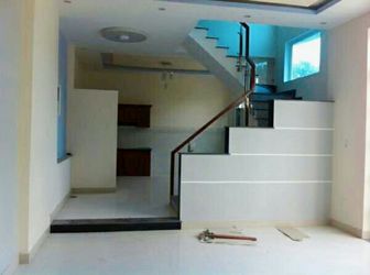 4x11 Đúc 2 Tấm Nhà Đẹp Và Sang Trọng. Nằm Đường Miếu Bình Đông. Hẻm Rộng Thông 4m