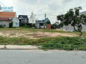 Bán Gấp Gấp Lô Đất 450M2 Mặt Tiền Chợ +Dãy Trọ Đang Kinh Doanh Tốt Ở Bình Dương