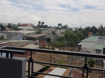 Cần Bán Nhà Ngay Đường Nguyễn Văn Tăng Q9 60M 1 Trệt 2 Lầu 4Pn