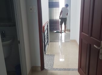 Cần Bán Nhà Ngay Đường Nguyễn Văn Tăng Q9 60M 1 Trệt 2 Lầu 4Pn