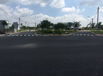 Sang Gấp 2 Nền Thổ Cư, Giá 650Tr\n, Mt Nguyễn Văn Tạo, Shr