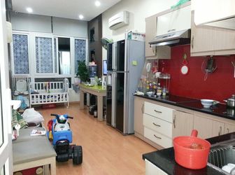 Bán Nhà Vip 2 Mặt Thoáng Tôn Đức Thắng, Dt 40M2, Giá 4.1 Tỷ.