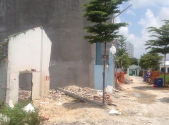 Cần Tiền Bán Gấp Vị Trí Đất Thổ Cư 100% Xây Dựng Tụ Do 