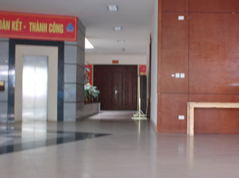 Cho Thuê Văn Phòng Tầng 3 Diện Tích 40M2, Mặt Phố Khu Ngã Tư Sở.