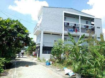 Cần Bán Dãy Nhà Trọ 6 Phòng, Shr, Hướng Nam Giá 2,1 Tỷ