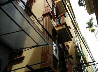 Bán Nhà Lạc Long Quân, Cầu Giấy 50M2 4 Tầng Mặt Tiền 5M, Giá 4.8 Tỷ Lô Góc Ô Tô Đỗ Cửa