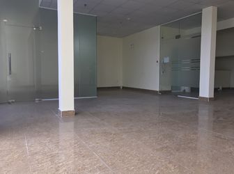 Chính Chủ Cho Thuê Văn Phòng 100M2 Tại Q7, Có Sẵn 3 Máy Lạnh, Ngăn Vách Kính, Khu Vực An Ninh 24/24