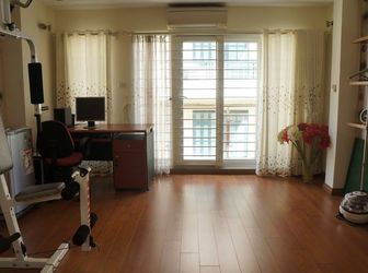 Cho Thuê Mặt Bằng Kinh Doanh Văn Phòng Phố Chùa Láng 75M2 X 4.5 Tầng, Mt 4.7M