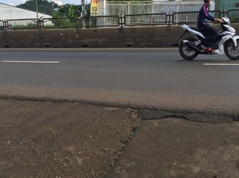 Bán Gấp Nhà Cấp 4 Ngay Dốc Lê Lợi Mặt Tiền Đường Thuận Tiện Kinh Doanh, Diện Tích Đến 326M2