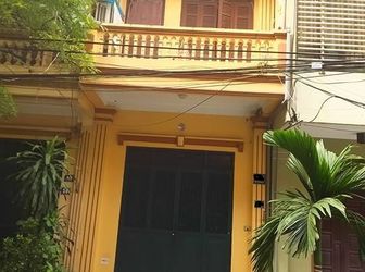 Bán Nhà Số 2 -Tt Intimex-Ngõ 238 Hoàng Quốc Việt, 50M2X4 Tầng, Có Ngõ Và Sân Rộng Oto Vào.